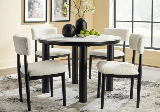D429 - Ashley 5pc Dining Set **NEW ARRVIAL